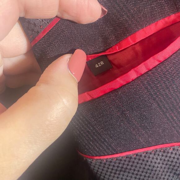 Mazari NWOT Mens Burgundy Plaid Suit Set of Jacket & Trousers Sz 42 Regular - Picture 9 of 15